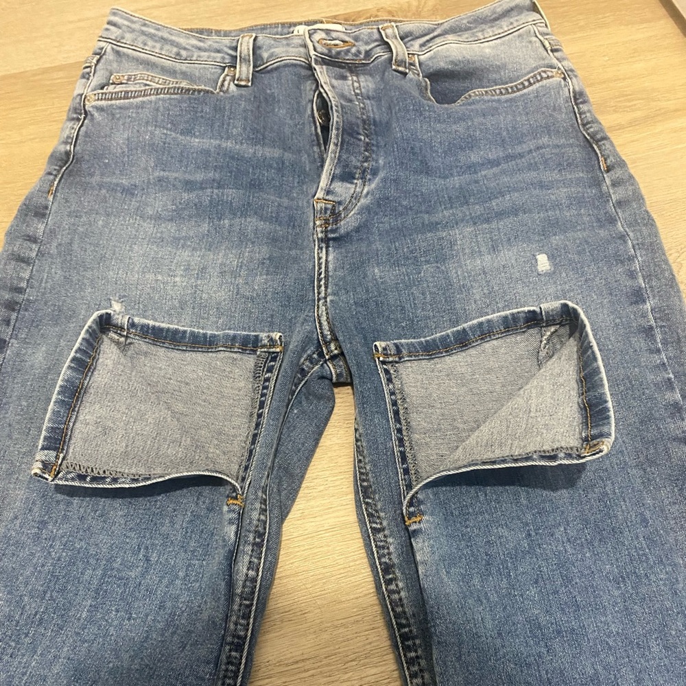 Jeans - Picture 2 of 3
